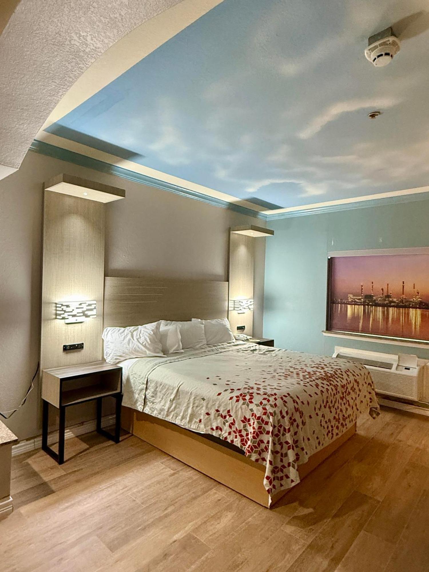 Baymont By Wyndham Texas City Exterior foto